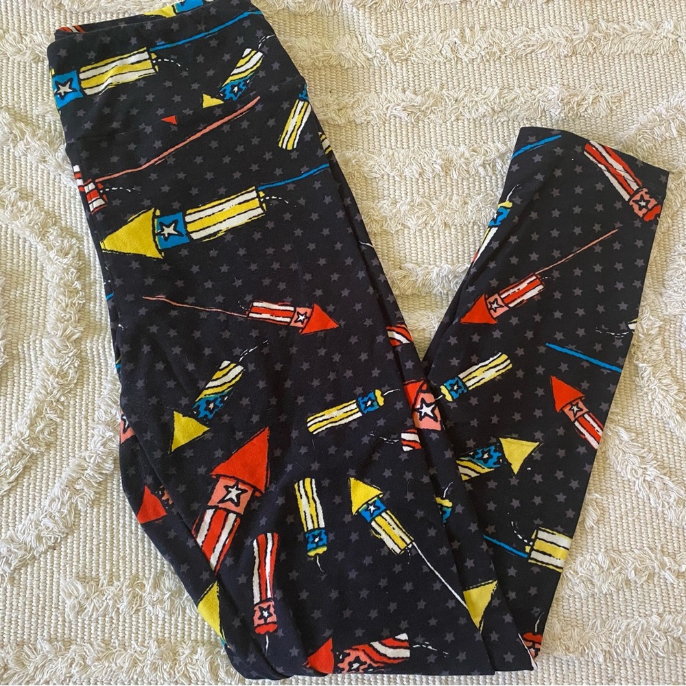 Lularoe 4th of July leggings
